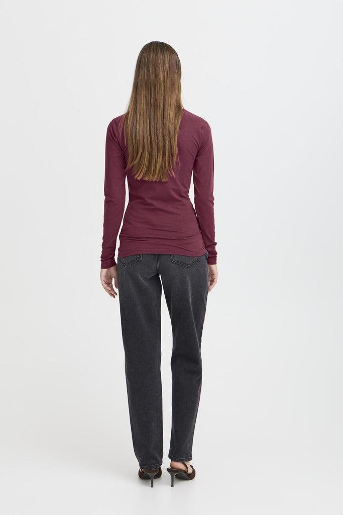 b young Long Sleeved T-Shirt Plum
